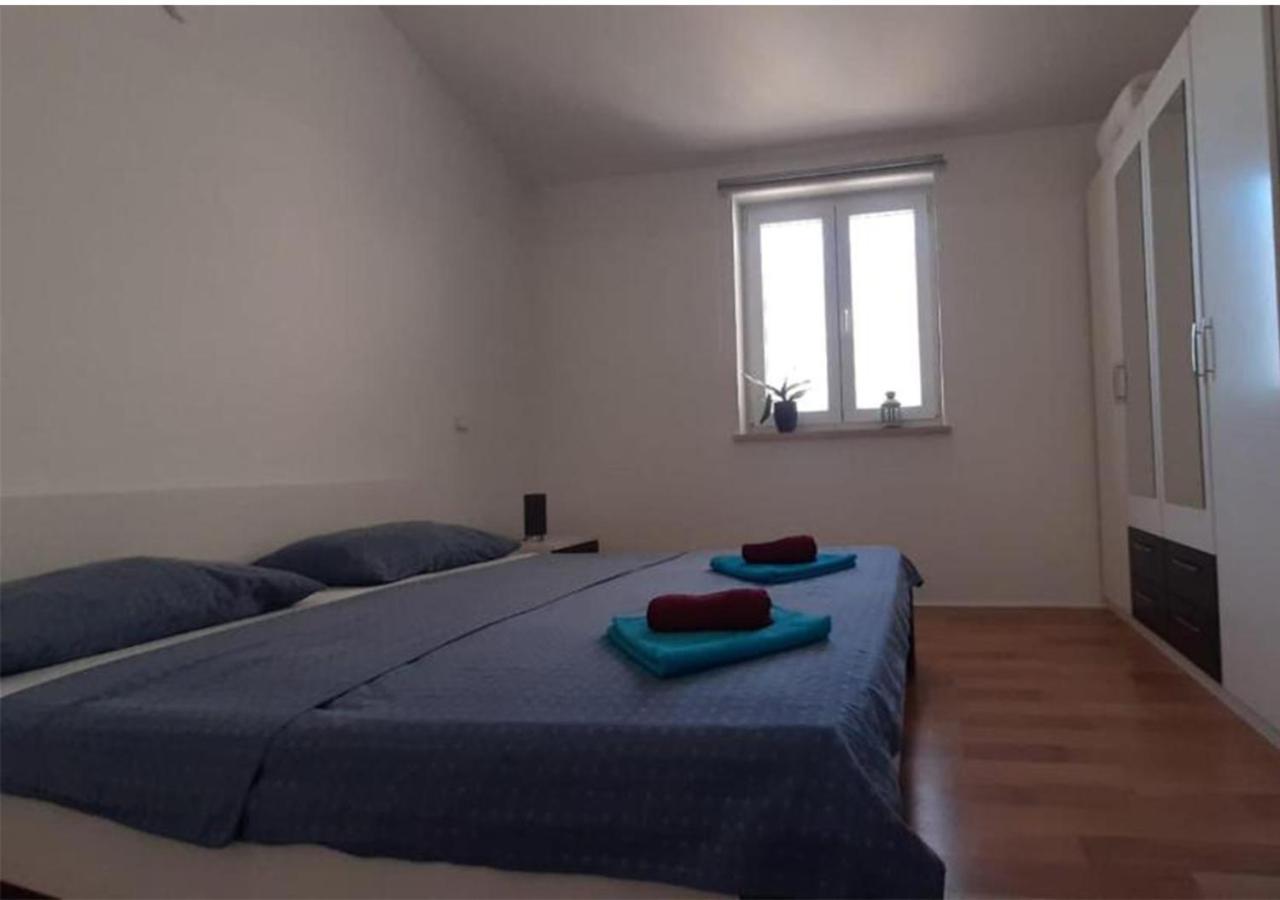 Shankini Apartment